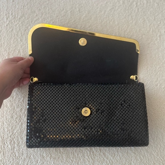 Vintage 80s Black Mesh Evening Clutch with Gold Trim - Picture 4 of 16